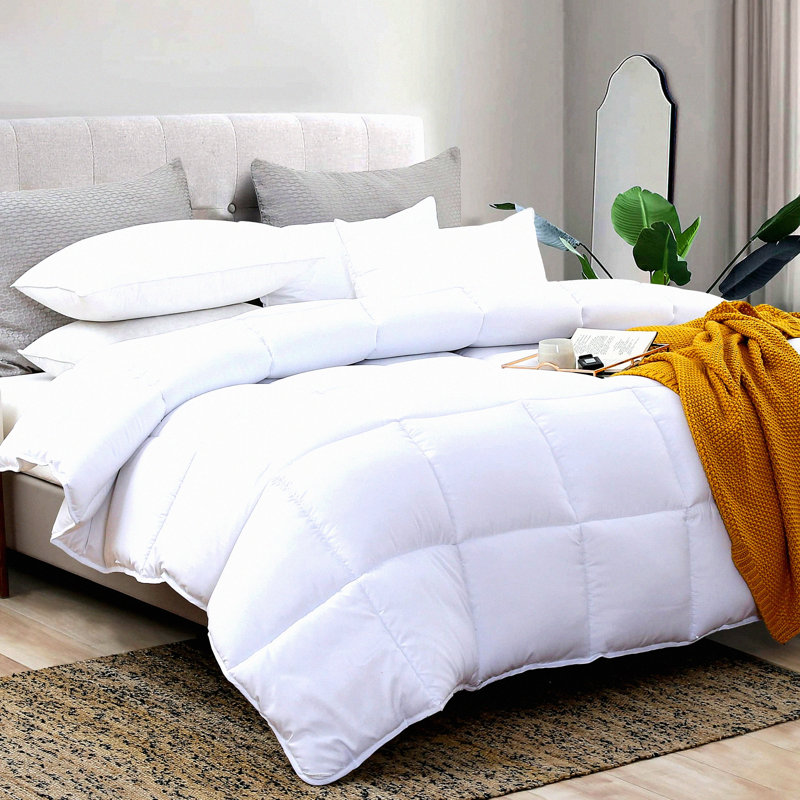 Plush White Twin Comforter - Lightweight Fiber Fill Duvet Insert for Twin Beds - Soft & Cozy 68x90 Inches - All-Season Bedding Solution