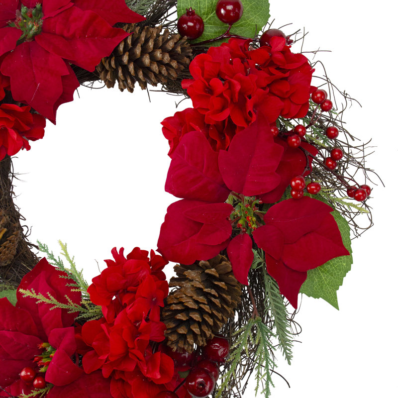 Couronne de Noël artificielle rouge à poinsettias et hortensias avec baies - 24 pouces