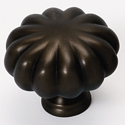Round Knob, Barcelona, 1" H x 1" W x 0.5" D
