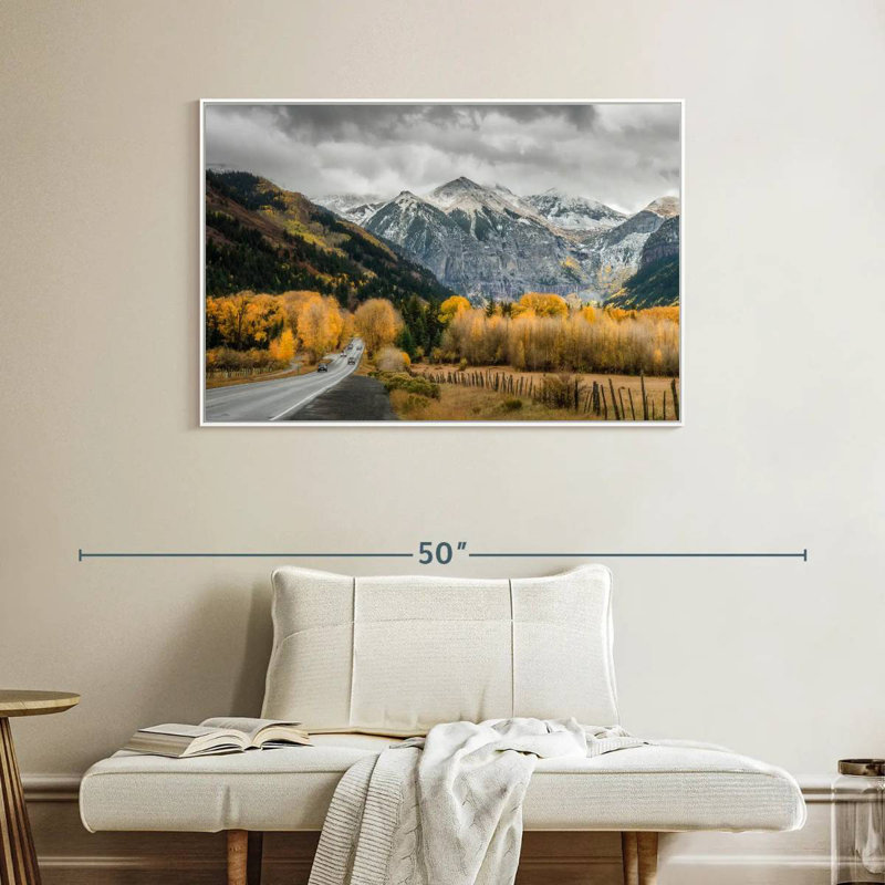 Route d'automne à Telluride, Cadre flottant blanc, 40 po x 27 po