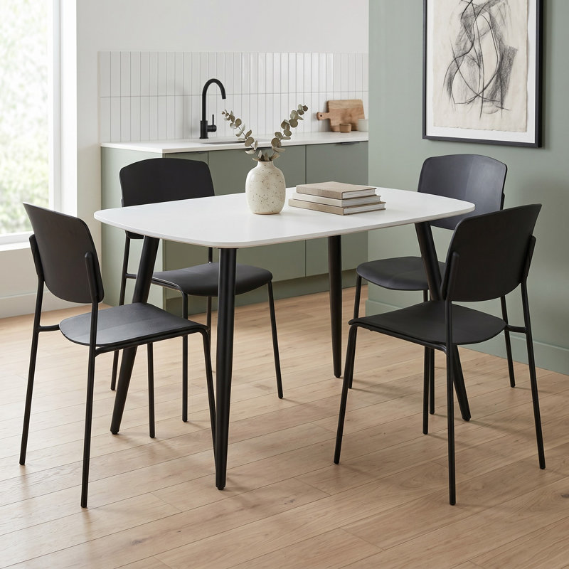 Surgoinsville Dining Set, Black