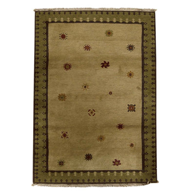 Tapis vert / beige / rouge en laine 4 pi 1 po x 5 pi 10 po Southwestern