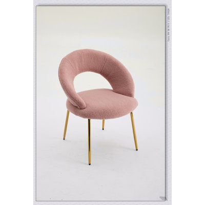 Comfortable Teddy Fabric Dining Chair with Curved Backrest and Metal Legs for Elegant Kitchen or Dining Room Seating