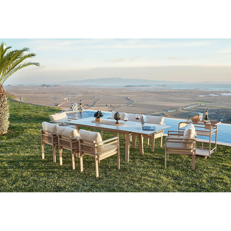 Ensemble de table et chaises de jardin