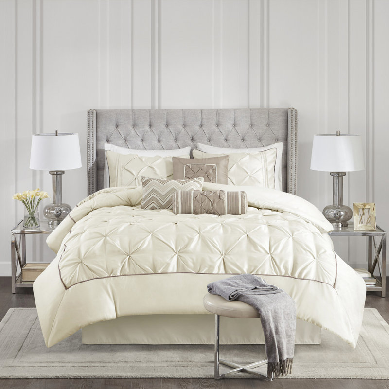 Édredon 7 pièces pour très grand lit, 3 coussins décoratifs