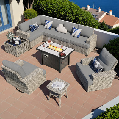 Ensemble de conversation d'extérieur en rotin pour 7 personnes avec chaises berçantes pivotantes et table de foyer