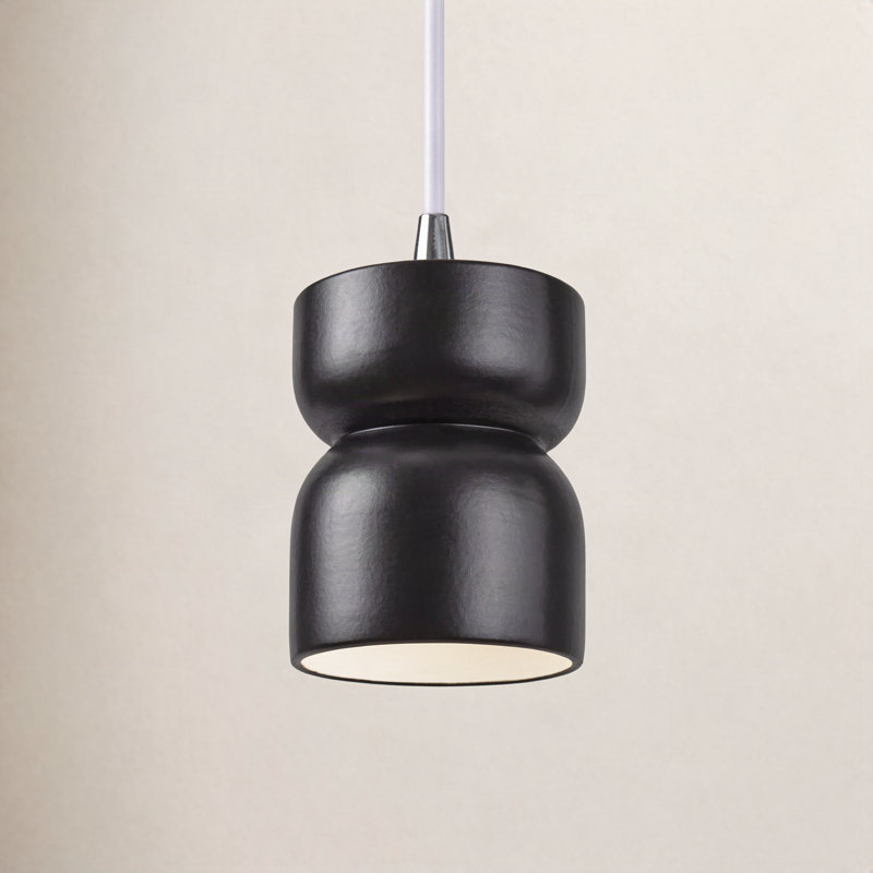 Luminaire suspendu simple Nysta, Noir mat carbone, Chrome poli