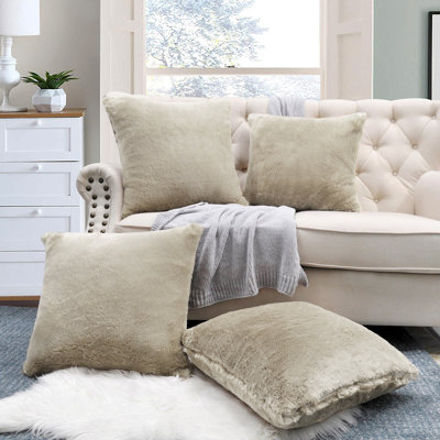Housse de coussin réversible en fausse fourrure