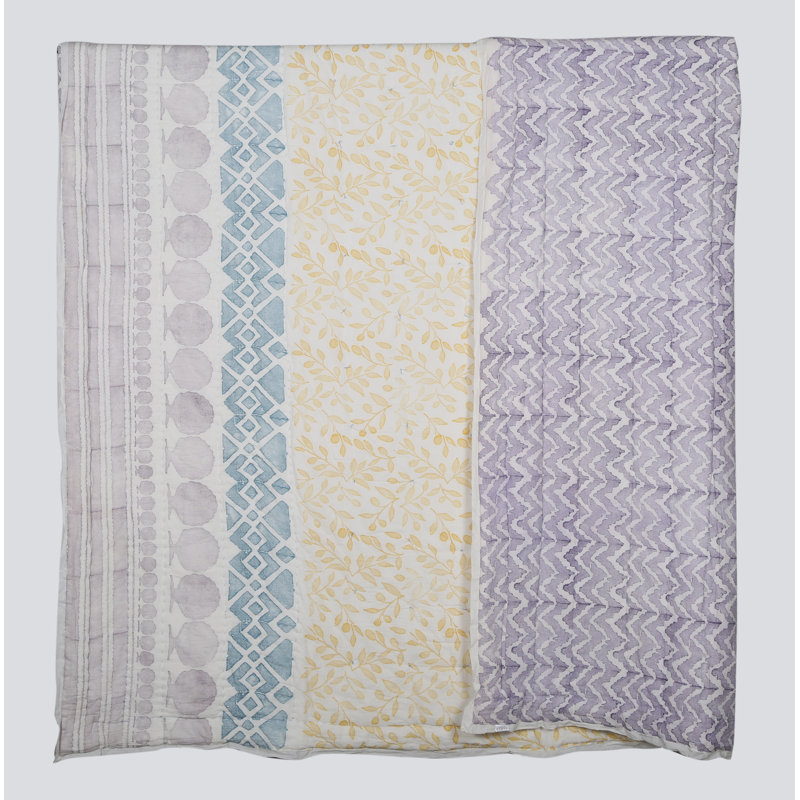 Cotton Geometric Shapes Quilt, Queen Quilt + 2 Shams