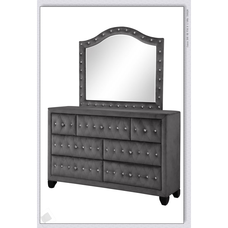 Commode rembourrée en velours capitonné à 7 tiroirs Sophia, Gris