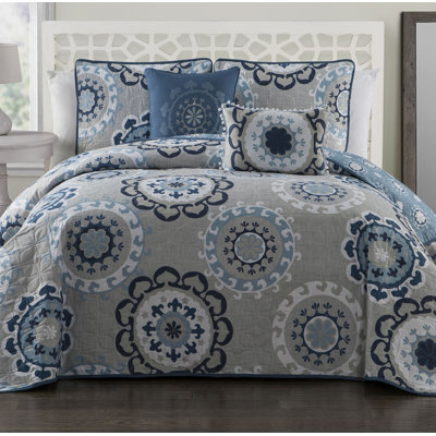 Elsa Traditional Geometric Shapes Quilt