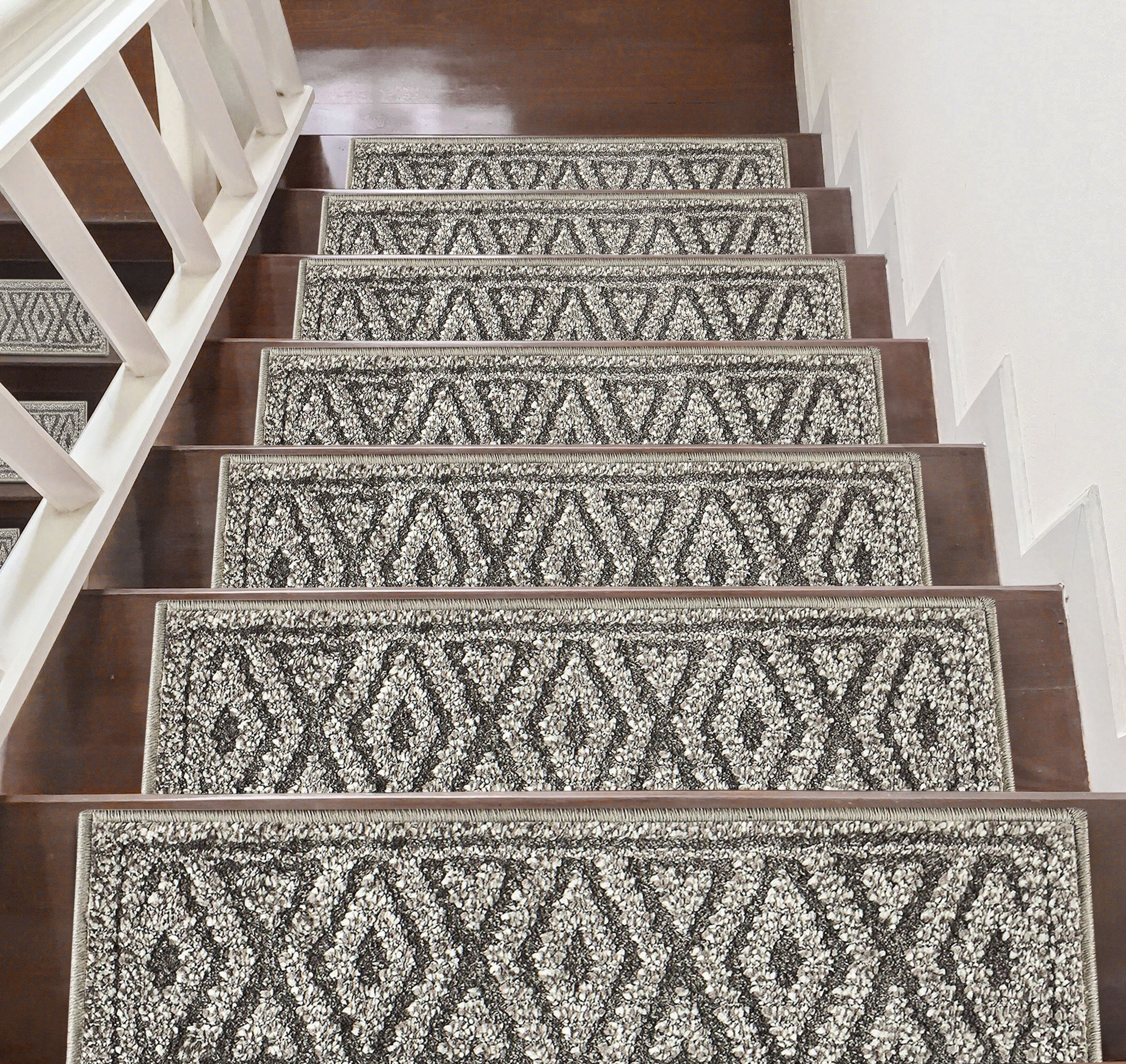 Stair Carpet Holders: What Type is Best For You?  We Explain the Different  Types of Carpet Holders for Stairs, Including Stair Carpet Rod Holders and Carpet  Holders For the Top of