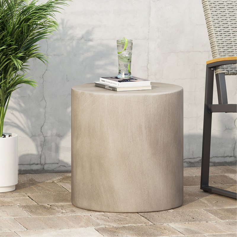 Table d'appoint d'extérieur en béton léger