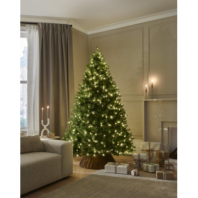 ARUNDEL SPRUCE - Artificial Christmas Tree