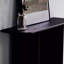 Une console avec une texture naturelle-242498872