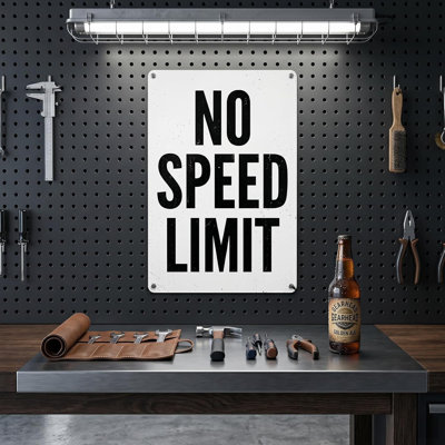 Garage Wall Decor Metal Sign No Speed Limit Funny Room Decor for Men Distressed Aluminum Wall Art for Mechanic Shop Boy's Bedroom Man Cave Industrial Home Decor 12 x 8 Inch