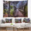 Tapisserie de polyester magnifique bridge au-dessus de la crique avec accessoires suspendus inclus-28500793