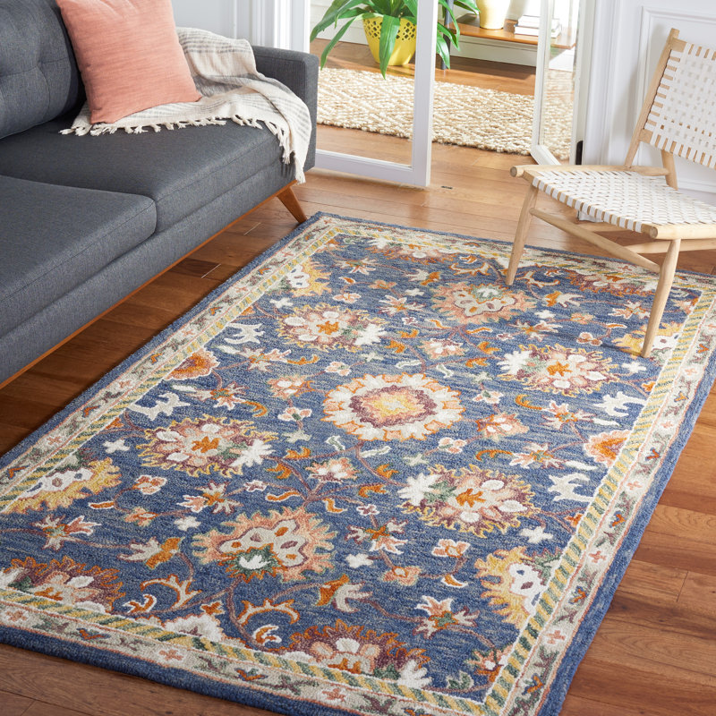 Hand Tufted Wool/Cotton Oriental Rug in White/Brown/Blue, Rectangle 5' x 8'