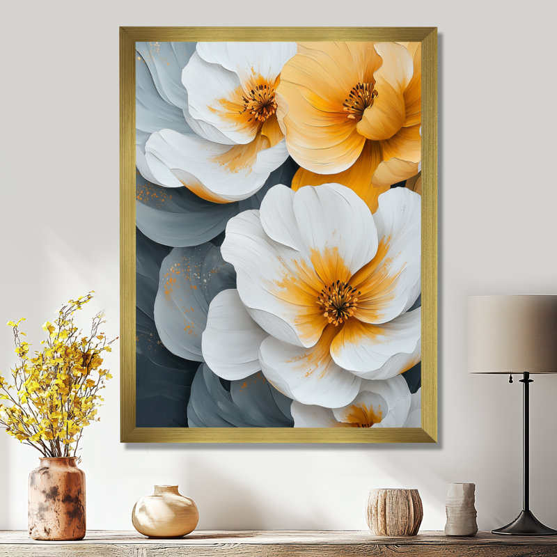 Beaman - Floral Canvas Art Print, H 32 po x l 24 po, Reproduction encadrée sans passe-partout, Doré