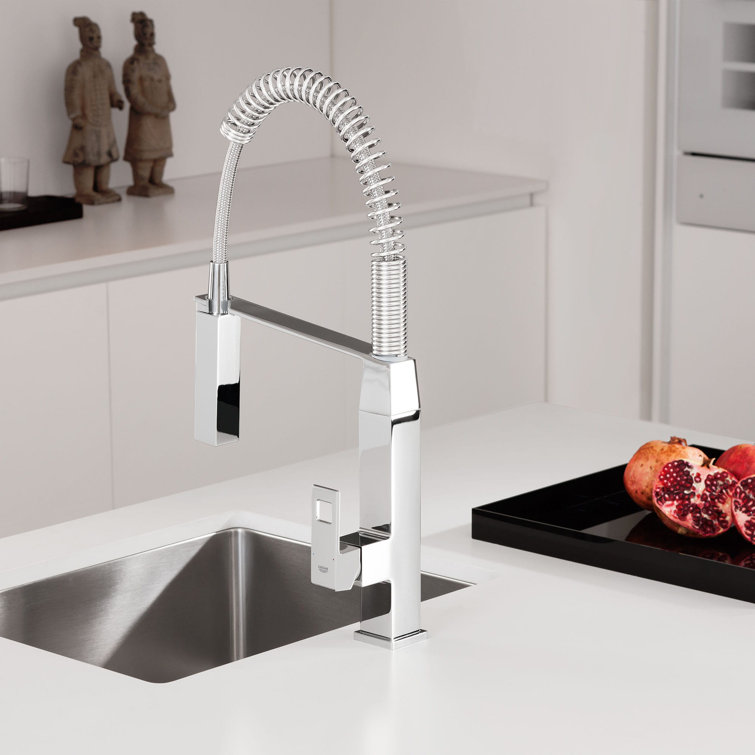 Eurocube® Pull Out Single Handle Kitchen Faucet with SilkMove® and with Accessories