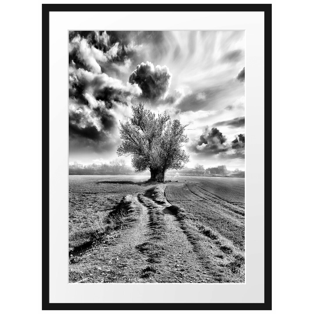 Gerahmtes Poster Pinkes Feld mit pinkem Baum