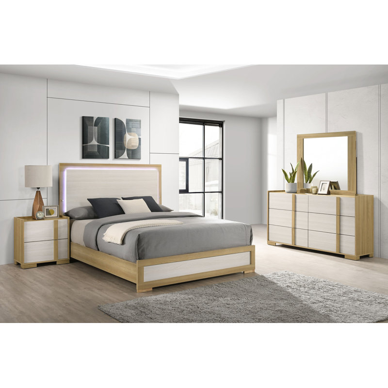 Ensemble de chambre avec grand lit 4 pièces Hyland Naturel, Grand