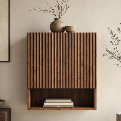 Armoire de salle de bain murale rayée avec portes, tablette et compartiment de rangement ouvert au-dessus de la toilette pour la salle de bain, la cuisine et la salle de lavage