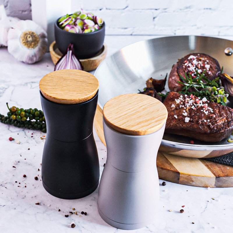  Twin Salt and Pepper Mill Gift Set