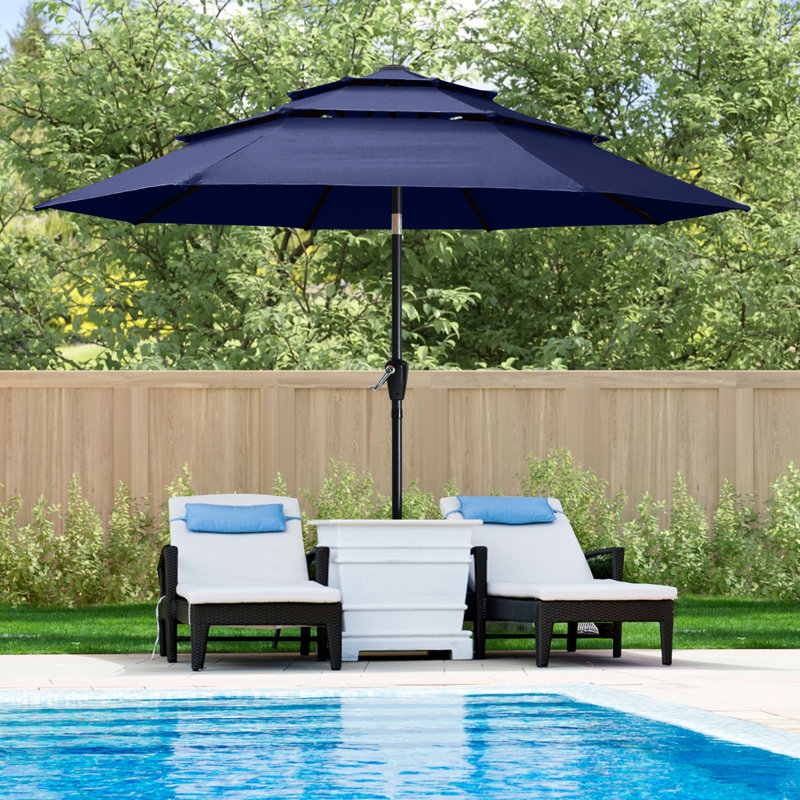 Parasols de patio à 3 niveaux Miqdad par Arlmont & Co., H 92,5 po x l 106,3 po x P 106,3 po, Marine