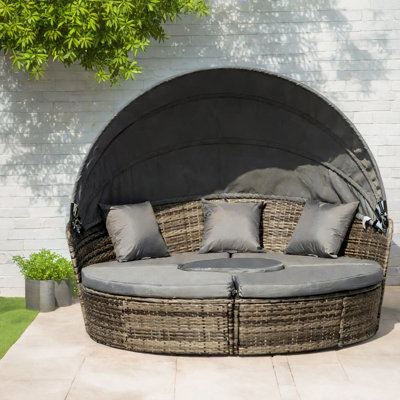 Modern Convertible Patio Sofas, Steel Rattan Design, Outdoor Daybed Set