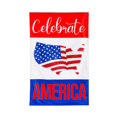 Drapeau de maison en nylon à 2 côtés Celebrate America 44 x 28 po