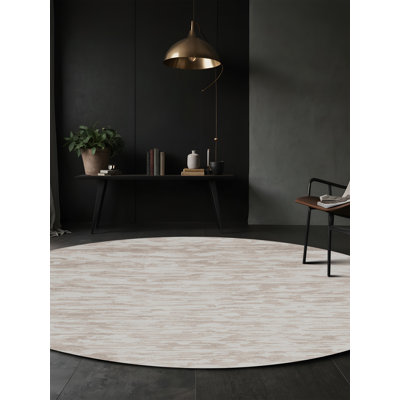 Tapis gris soyeux et moelleux