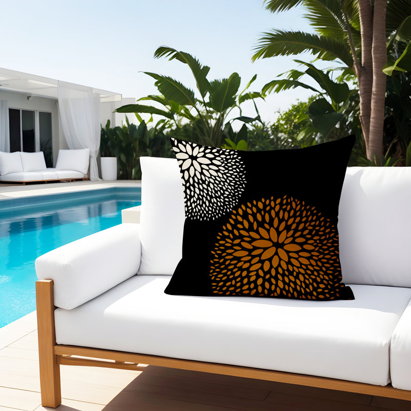 Housse et insert de coussin décoratif intérieur / extérieur Bavière, H 17 po x l 17 po, Rouge / noir / crème