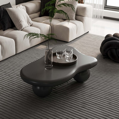 Table basse de 40 po en forme de nuage avec 3 pieds sphériques pour le salon