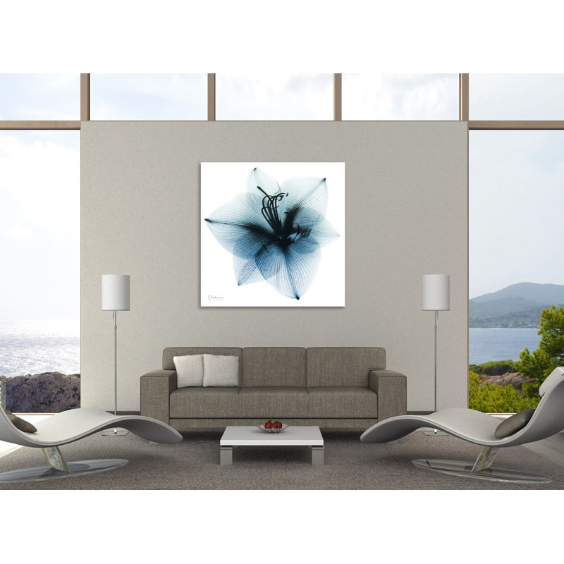«Glacial Amaryllis 1», toile tendue par Albert Koetsier, H 12 po x l 12 po x P 1,5 po