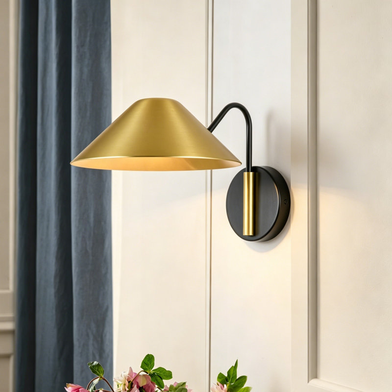 Modern Contour Wall Sconce