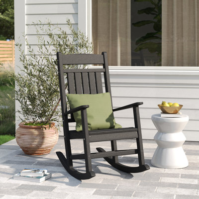 Chaise berçante classique Catelyn