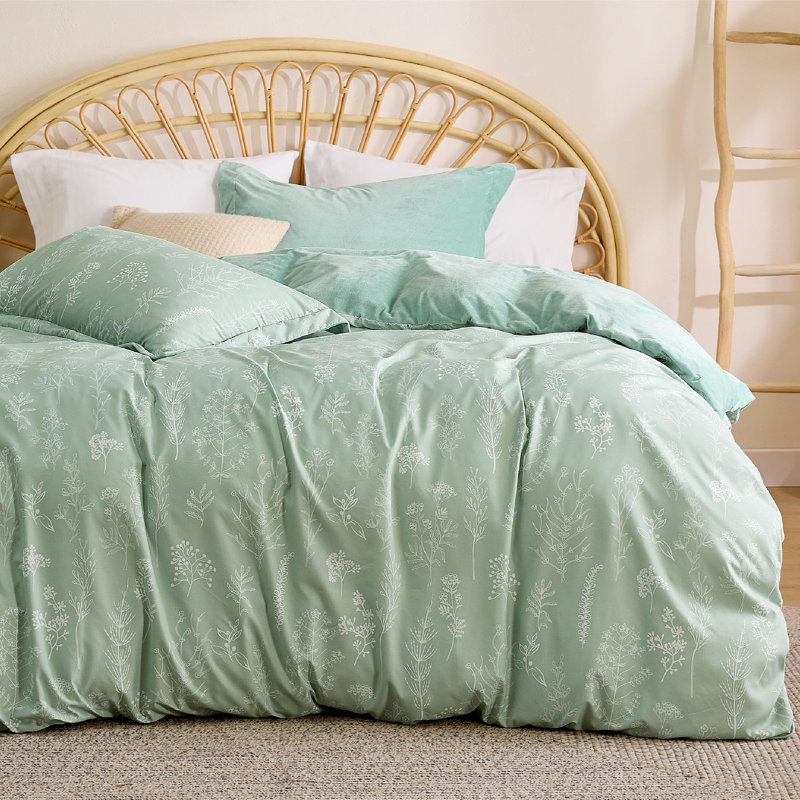 Bedsure Flannel Velvet Duvet Cover, Queen Duvet Cover