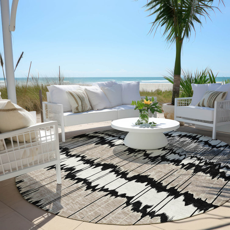 Lamanna Washable Striped Indoor / Outdoor Rug