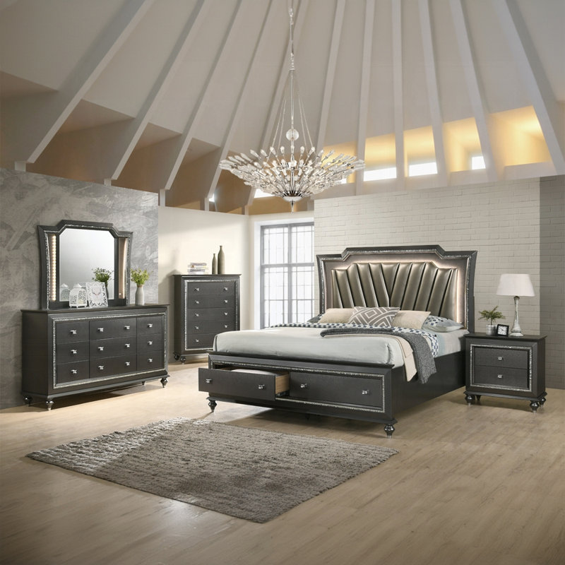 Commode Kaitlyn, Chrome chrome