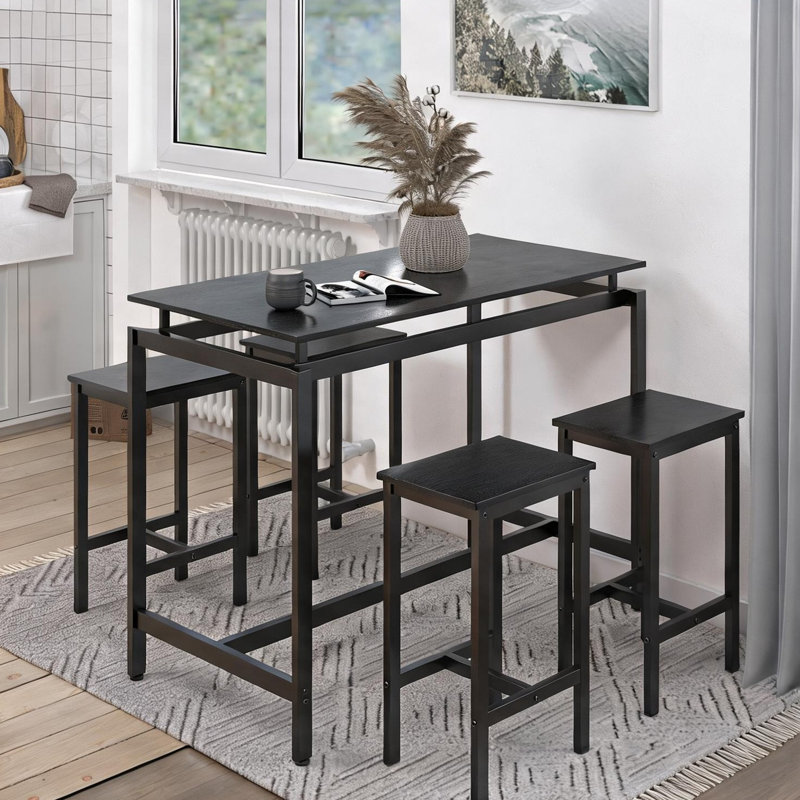 Ensemble de salle à manger 5 pièces à hauteur de comptoir noir mat avec tabourets peu encombrants, plateau en panneau de fibres à densité moyenne et structure en métal