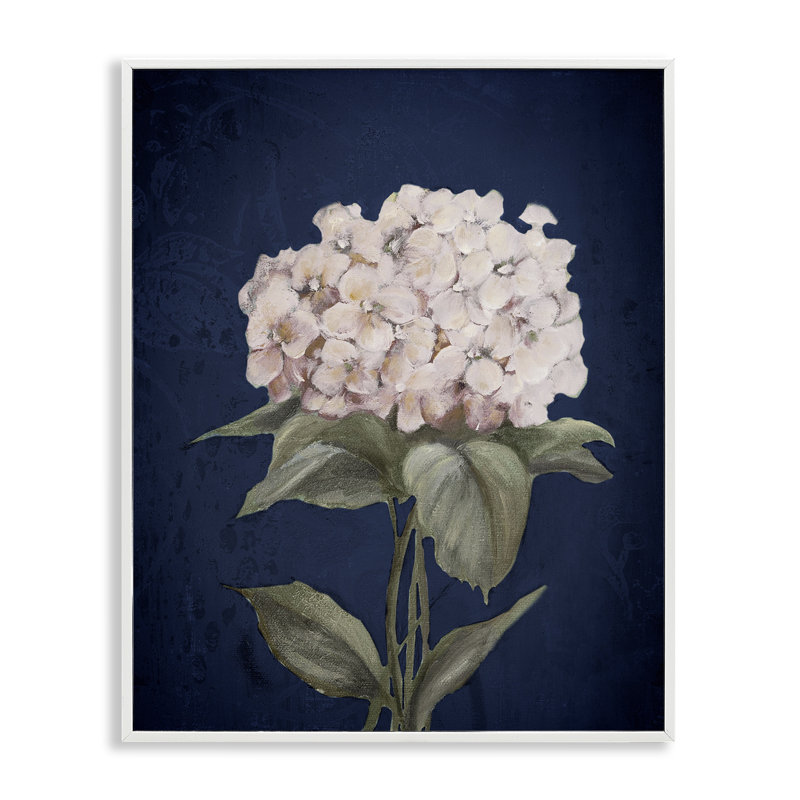 «Simple Hydrangea Bloom», art de la giclée encadrée par Patricia Pinto, Giclée encadrée blanc bord de mer, H 30 po x l 24 po