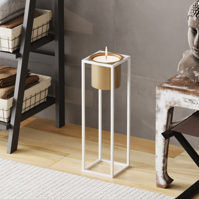 Pot décoratif en métal Becontree Elegant, blanc et or, 5,9 po x 19,7 po | 100% métal, diamètre du pot: 4,7 po, hauteur: 4,7 po | Aucune installation requise, parfait pour la décoration intérieure et la présentation de plantes, design élégant et durable