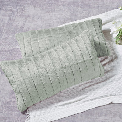 Super Mink Polyester Zip Pillow Cover