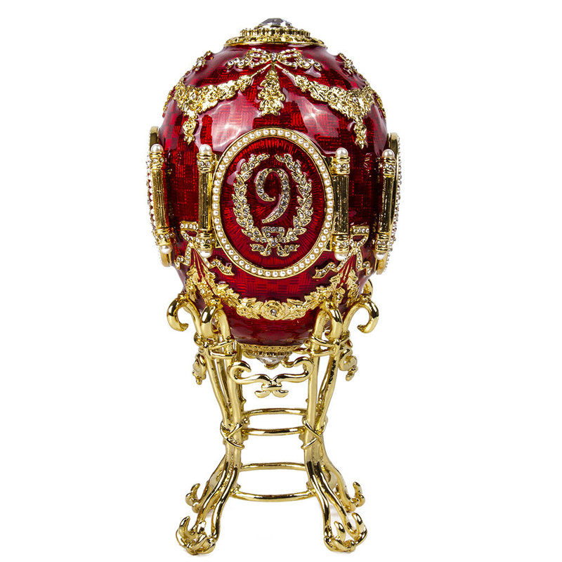 Figurine / sculpture 