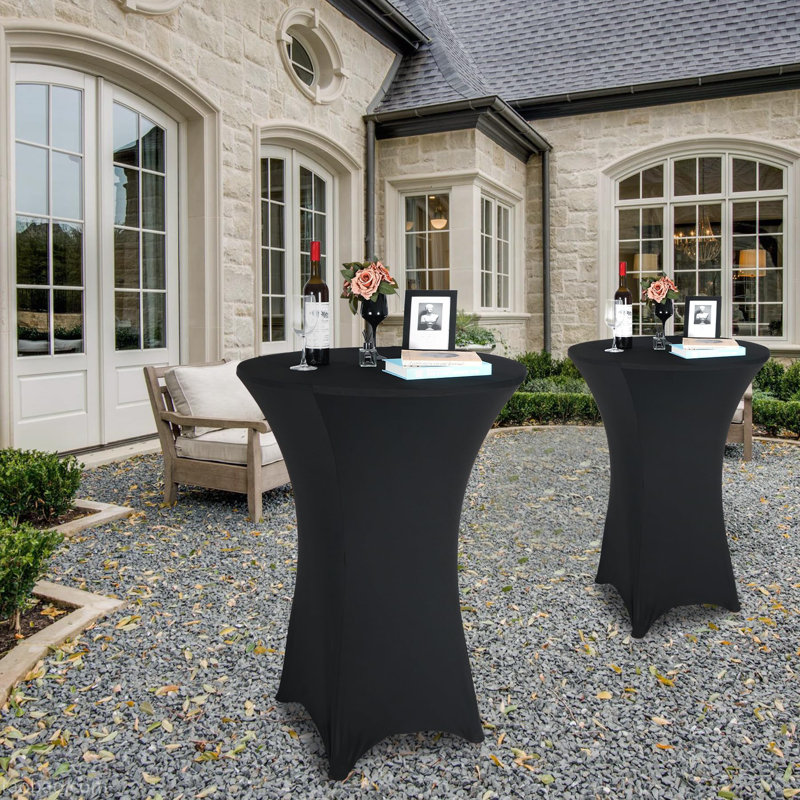 Table basse avec housse noire