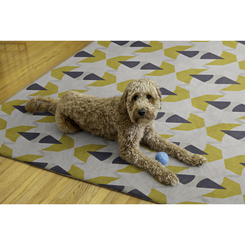 Kivett Midcentury Ivory and Yellow Indoor Outdoor Machine Washable Rug, Rectangle 7' x 9'