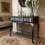 Console en bois haut de gamme tendance.