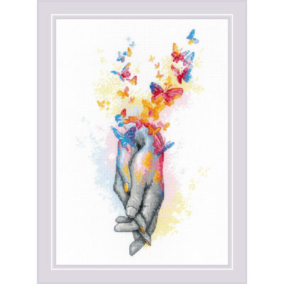  Counted Cross Stitch Kit Love is in the Air R2104