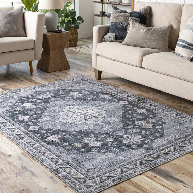 Tapis bleu marine oriental